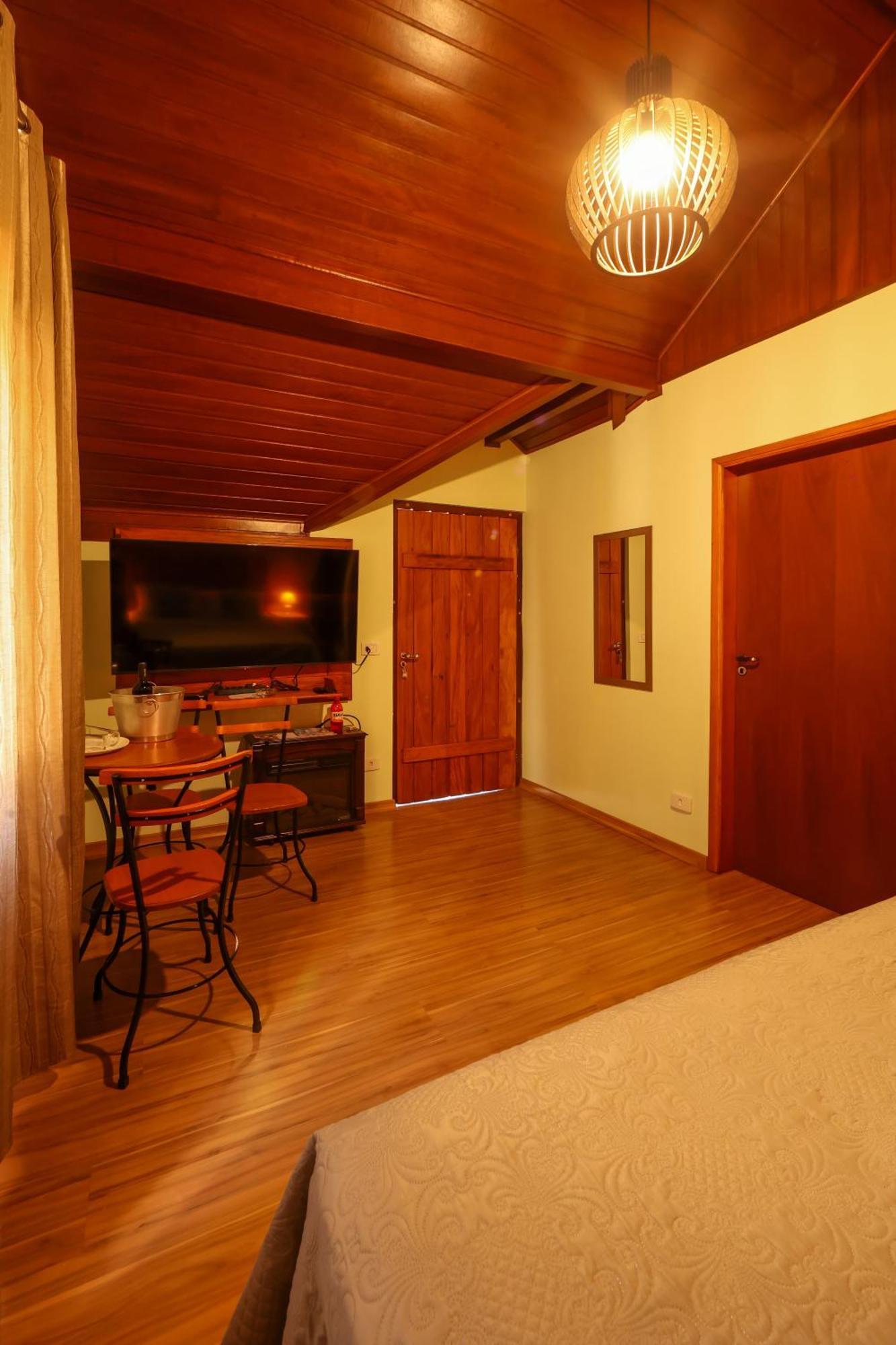 Chalés Araucária e Manacá São Bento do Sapucaí Extérieur photo